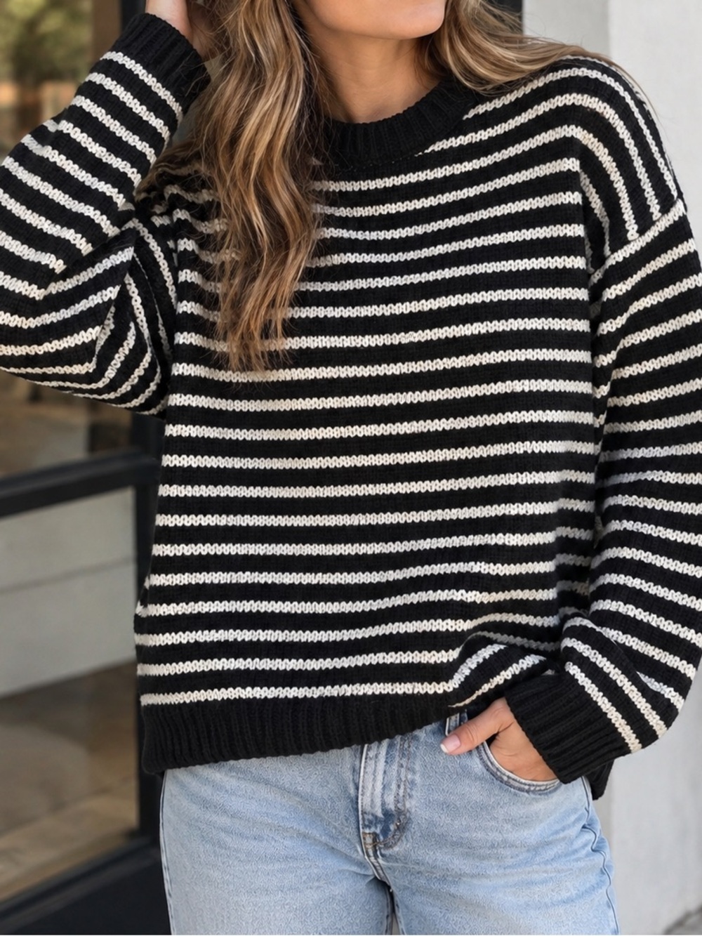 Rue Stiic Striped wool blend  Black & White Crewneck Sweater m